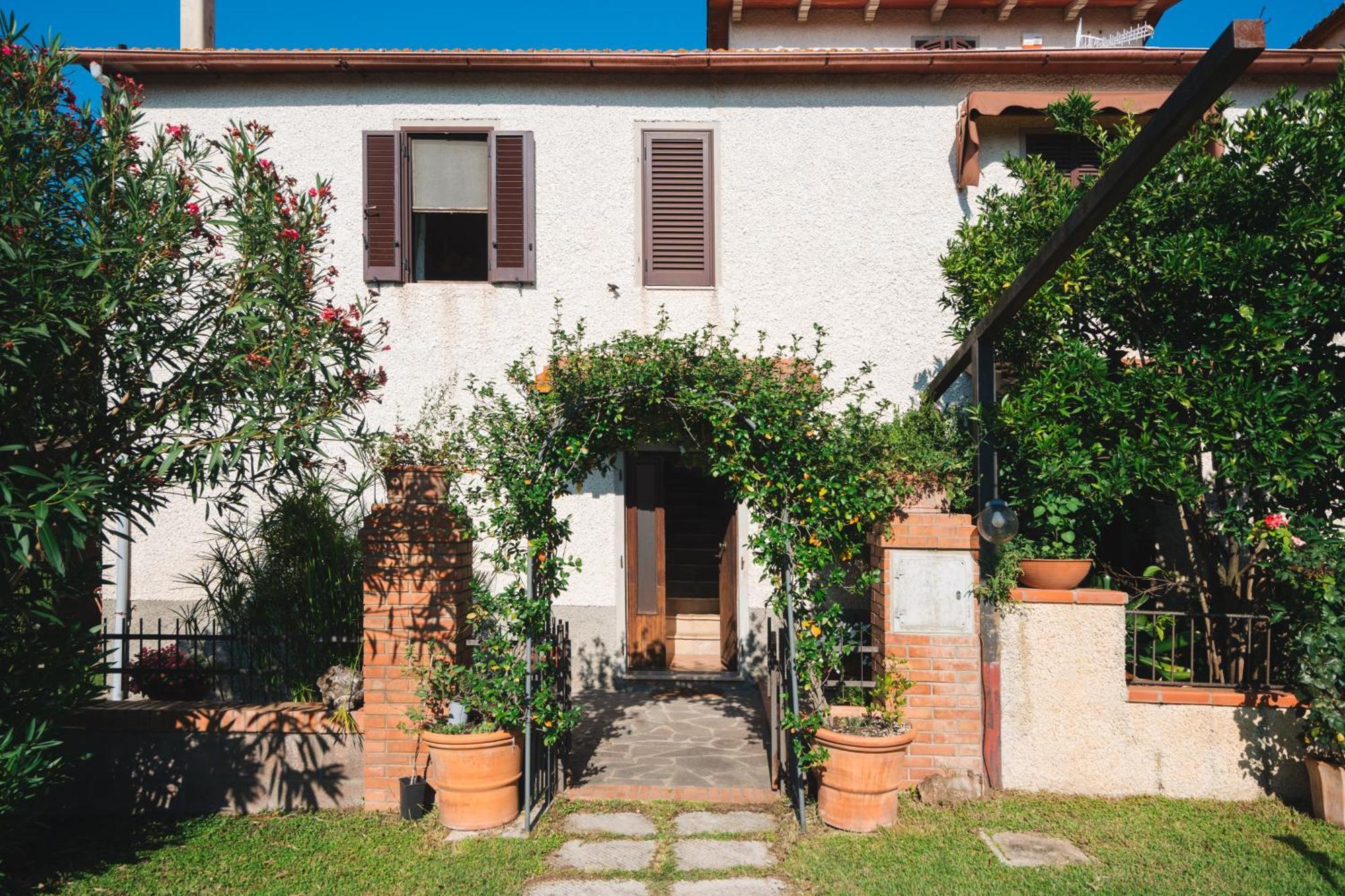 Villa Agriturismo Podere Ristella Montemassi Exterior foto