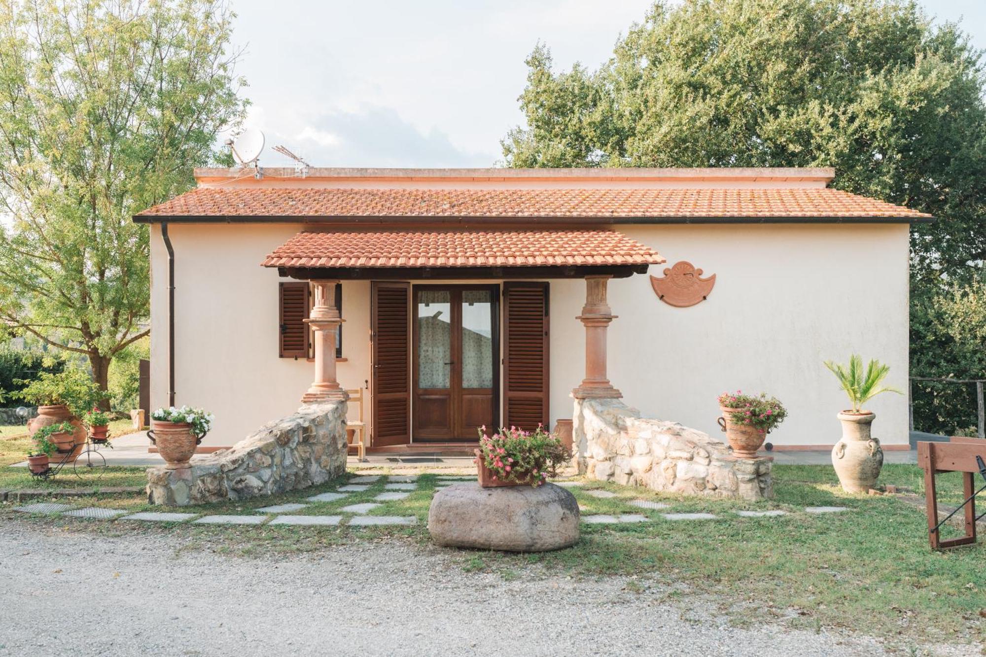 Villa Agriturismo Podere Ristella Montemassi Exterior foto